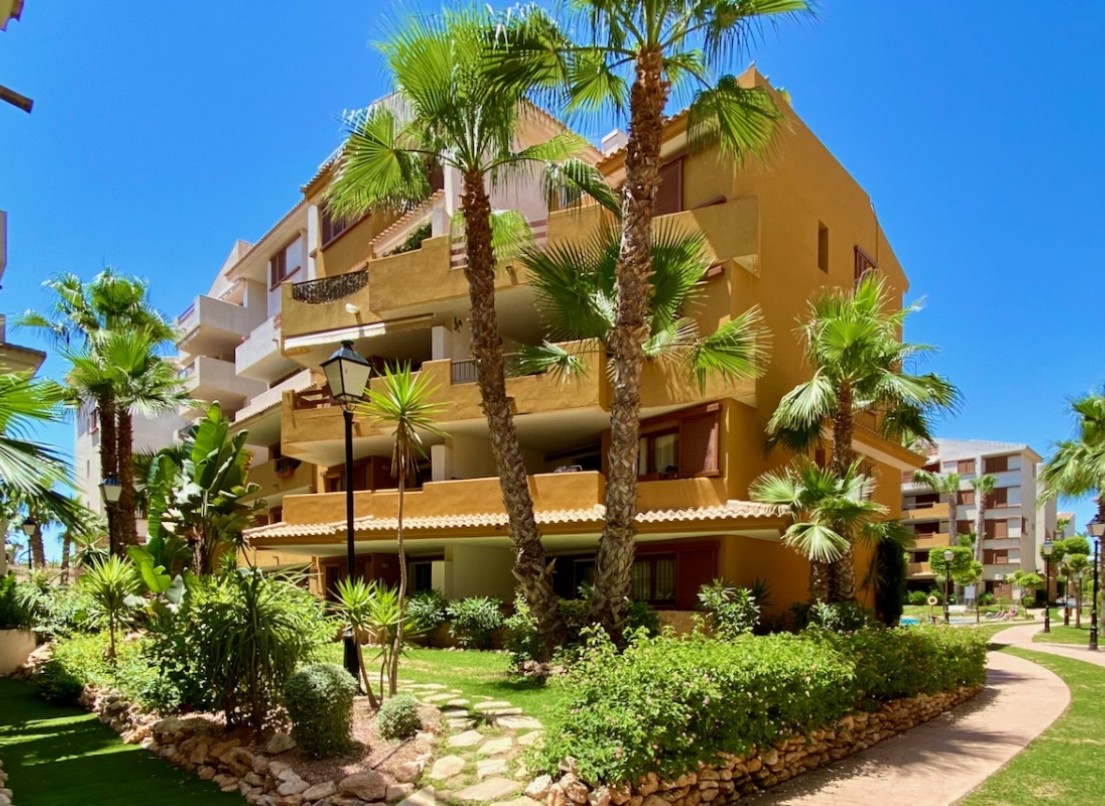 Resale - Apartment / flat - Orihuela Costa - Punta Prima