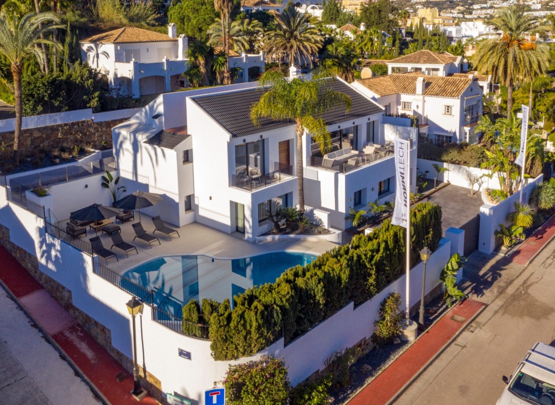 Resale - Villa - Marbella - Nueva Andalucía