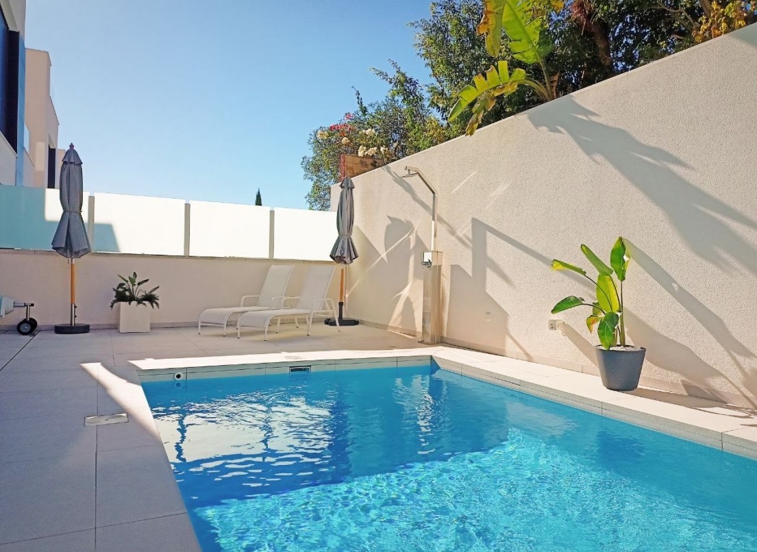 Resale - Villa - Orihuela Costa - Punta Prima