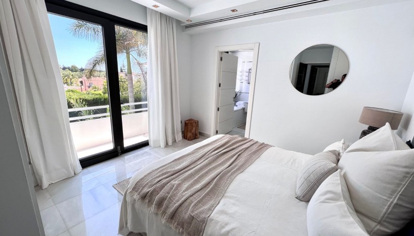 Wiederverkauf - Villa - Marbella - Nueva Andalucía