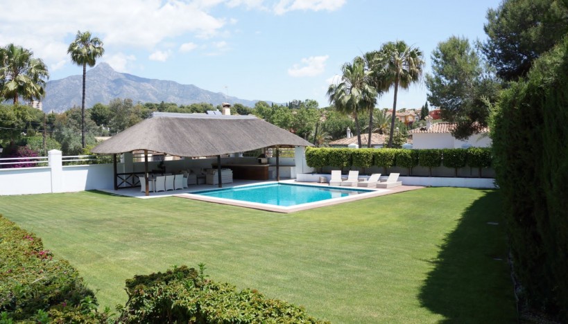 Reventa - Chalet / Villa - Marbella - Nueva Andalucía