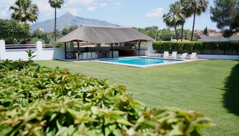 Wiederverkauf - Villa - Marbella - Nueva Andalucía