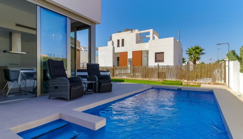 Reventa - Chalet / Villa - Orihuela Costa