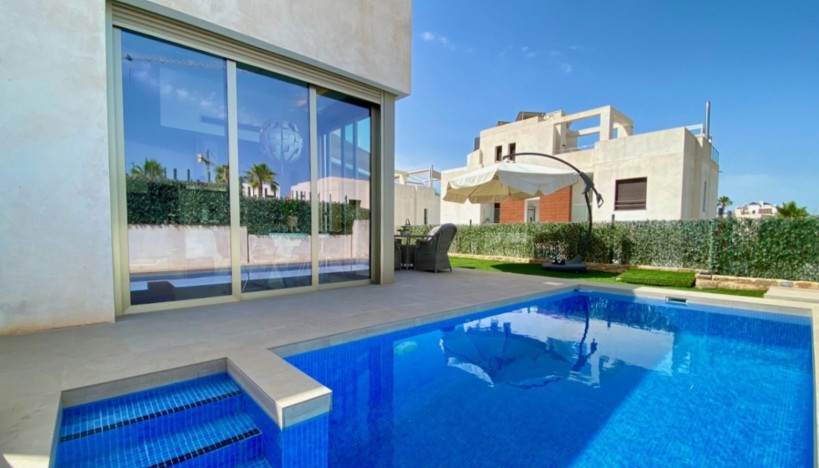 Reventa - Chalet / Villa - Orihuela Costa