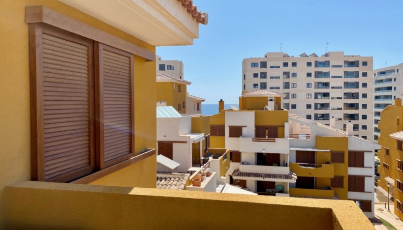 Resale - Apartment / flat - Orihuela Costa - Punta Prima