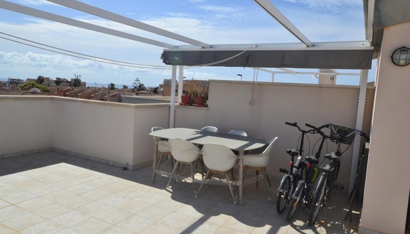 Resale - Bungalow - Torrevieja - Nueva Torrevieja - Aguas Nuevas