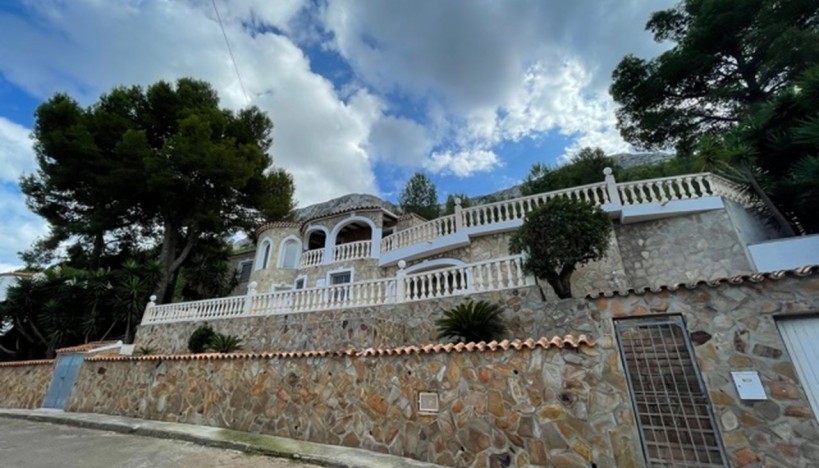 Wiederverkauf - Villa - Denia