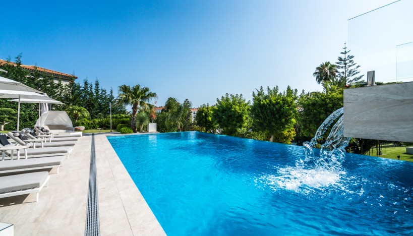 Wiederverkauf - Villa - Marbella - Nueva Andalucía