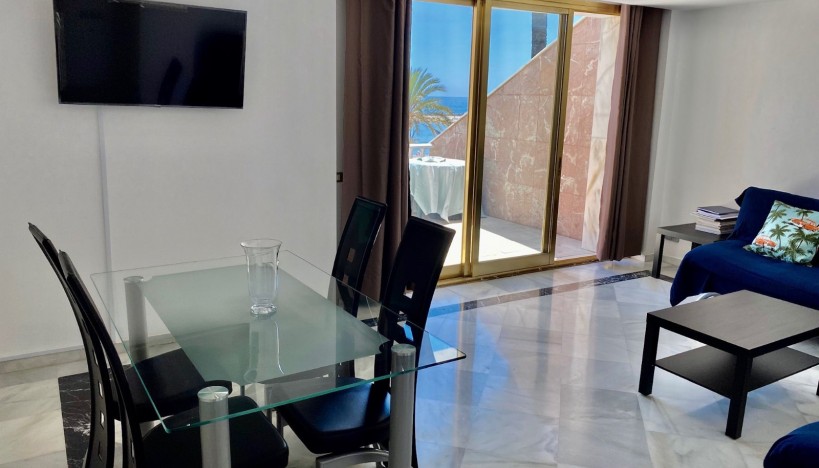 Resale - Apartment / flat - Marbella - Puerto Banús