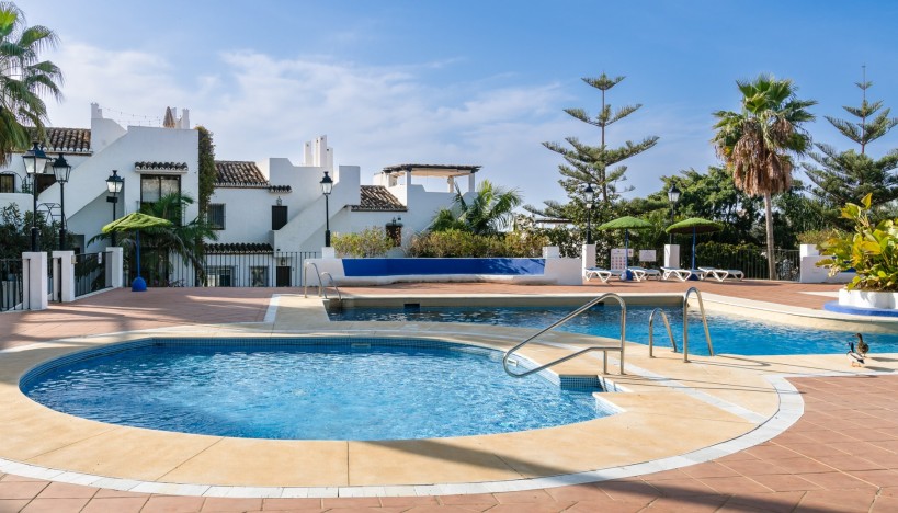 Reventa - Chalet / Villa - Marbella - Golden Mile