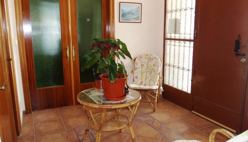 Resale - Villa - Los Montesinos - La Herrada