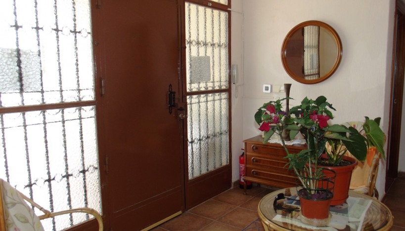 Resale - Villa - Los Montesinos - La Herrada