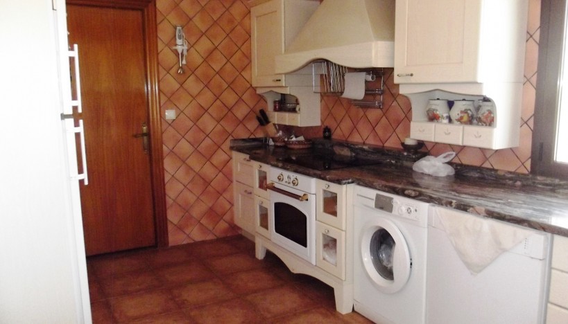 Resale - Villa - Los Montesinos - La Herrada