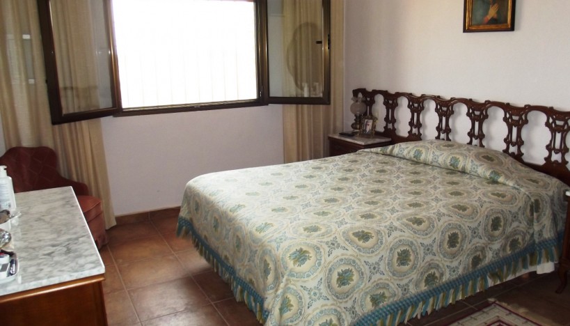 Resale - Villa - Los Montesinos - La Herrada