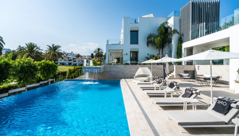 Wiederverkauf - Villa - Marbella - Nueva Andalucía