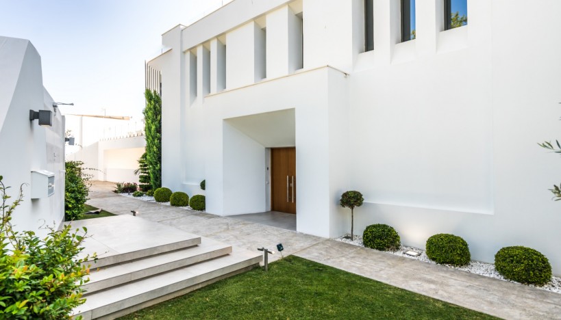 Wiederverkauf - Villa - Marbella - Nueva Andalucía