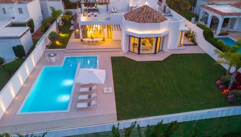 Villa - Wiederverkauf - Marbella - Nueva Andalucía