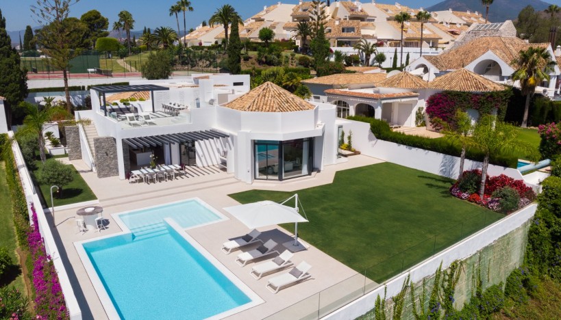 Wiederverkauf - Villa - Marbella - Nueva Andalucía