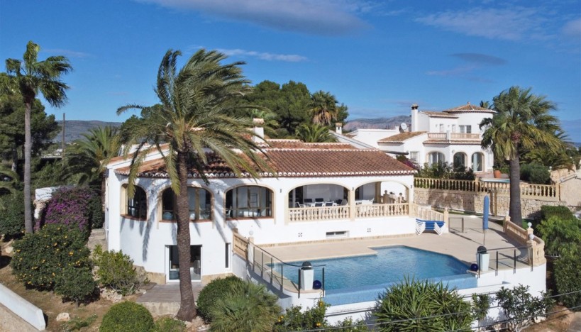 Villa - Wiederverkauf - Moraira - Benimeit