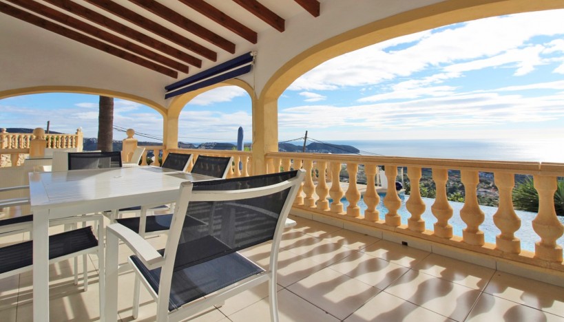 Resale - Villa - Moraira - Benimeit