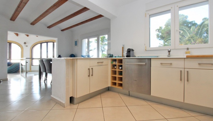 Resale - Villa - Moraira - Benimeit