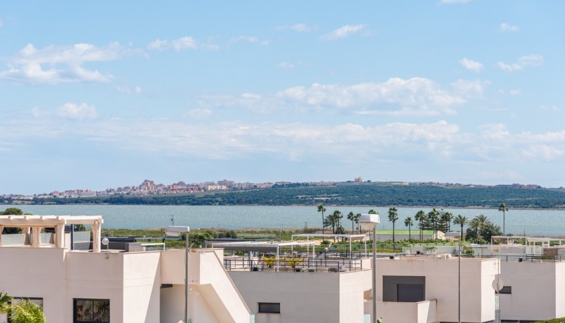 Neue Gebäude - Villa - La Manga del Mar Menor - Playa Honda