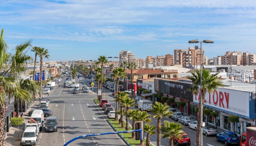 Resale - Apartment / flat - Torrevieja - Torrevieja - Centre