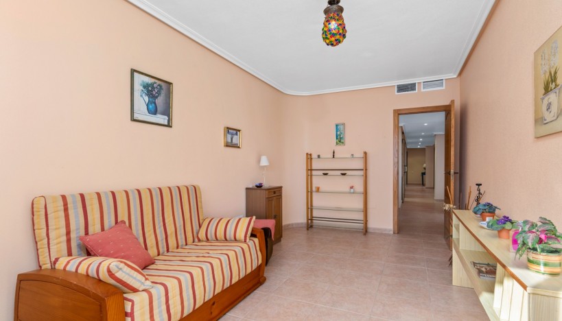 Resale - Apartment / flat - Torrevieja - Torrevieja - Centre