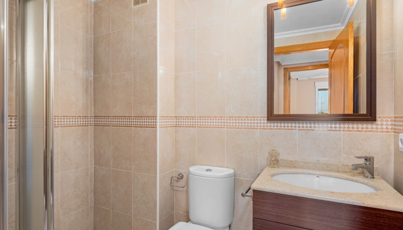 Resale - Apartment / flat - Torrevieja - Torrevieja - Centre