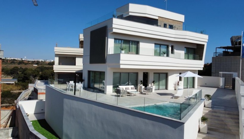 Villa - New Construction - Alicante - Campoamor